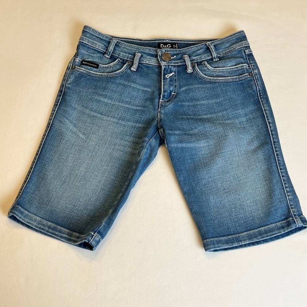 DOLCE & GABBANA LOVELY LOW - RISE FITTED STRAIGHT DISTRESSED SHORTS